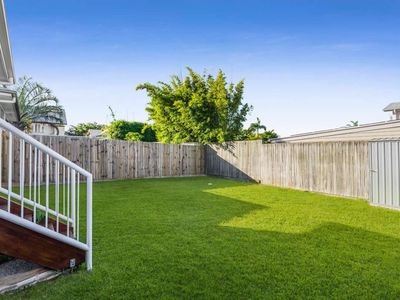 15 Sunflower Street, Wynnum