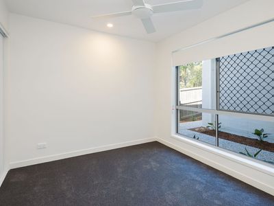 1 / 46 Fletcher Crescent, Pacific Pines