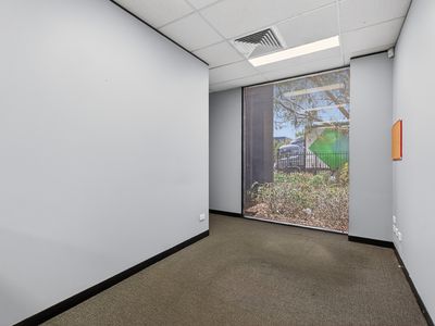 81-83 Strzelecki Avenue, Sunshine West