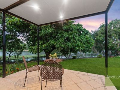 4 Pajingo Court, Annandale