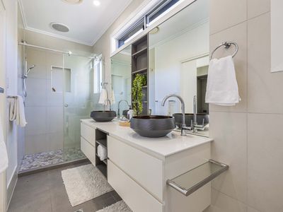 23 Kingfisher Crescent, Palmview