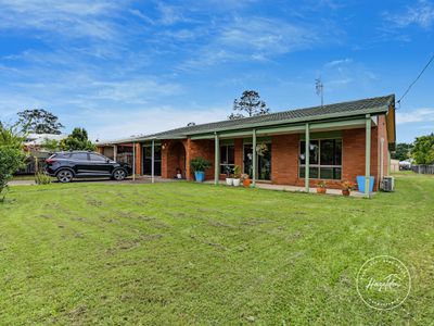 17 Maleny Street, Landsborough