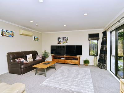 12 Belgrove Place, Parklands