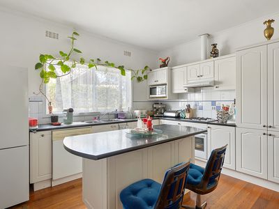 22 Oak Street, Seymour