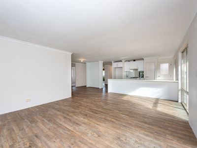 4 Princeton Circle, Alexander Heights