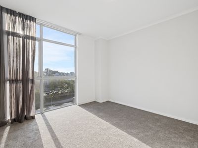 17 / 996 Hay Street, Perth