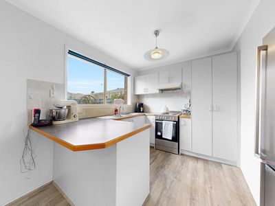 2 Arnica Close, Hampton Park