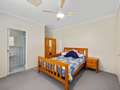 43 Scoullar Street, Finley