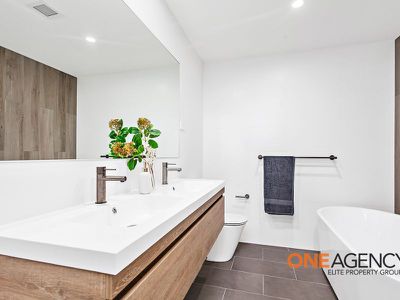 602 / 50 Kembla Street, Wollongong