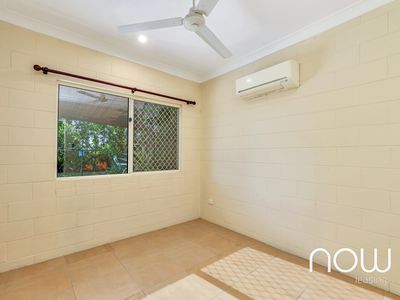 15 Connaught Court, Bakewell