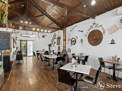 An Established Café with Popular Indoor and Outdoor Dining Spaces