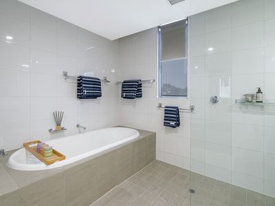 407 / 30 The Circus, Burswood