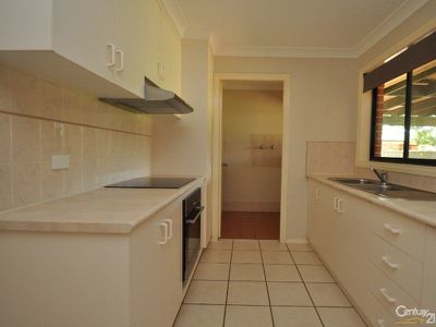 26 Websdale Drive, Dubbo