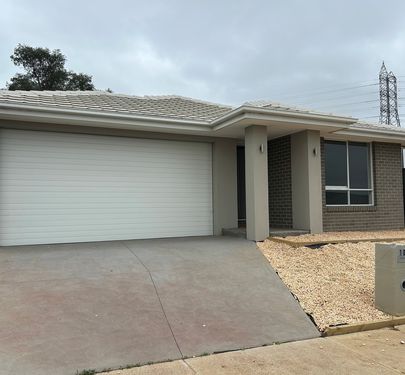 106 Sundance Promenade, Pakenham