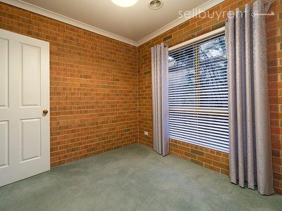 1 HELSINGOR AVENUE, Wodonga