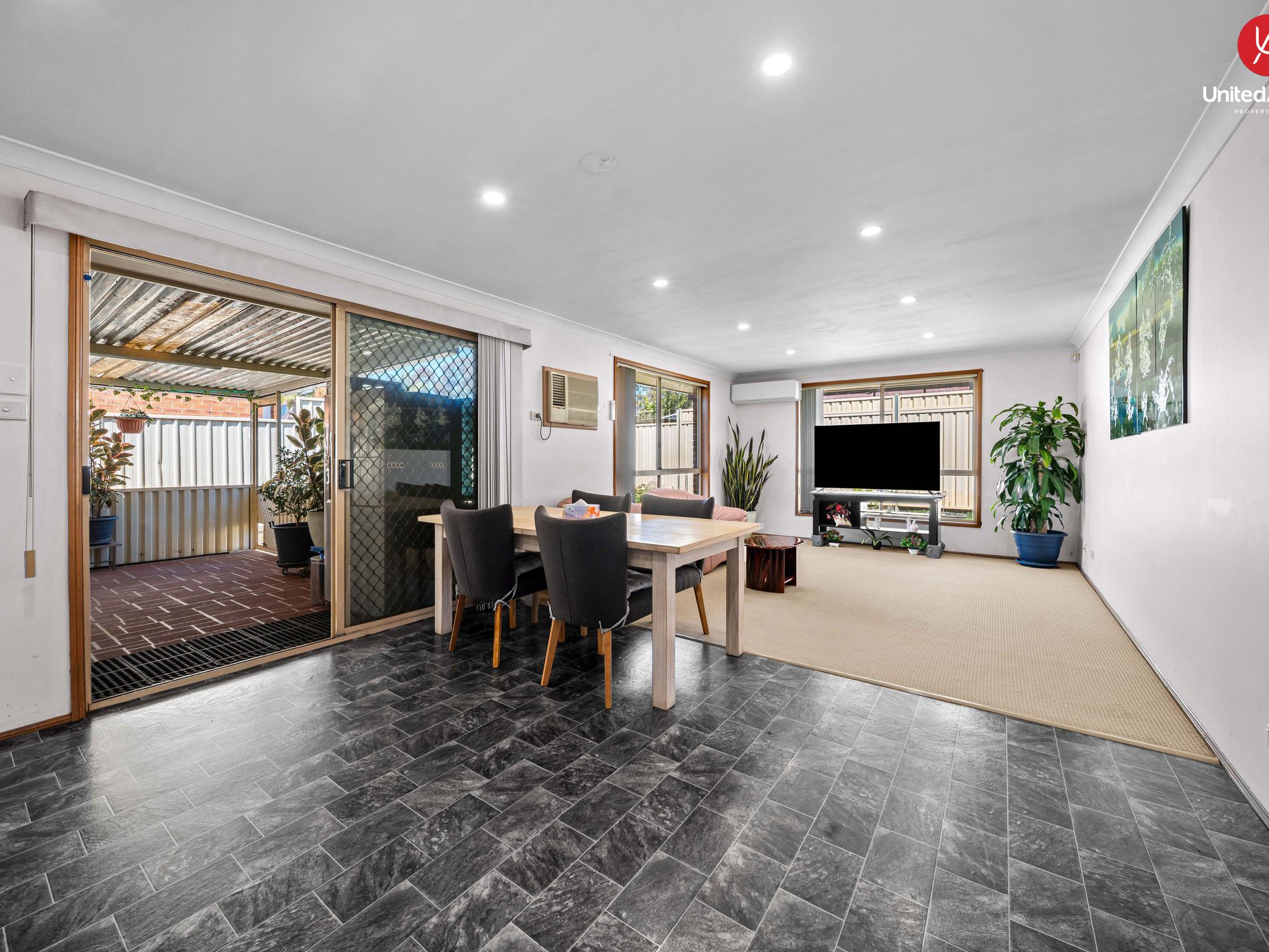 18 Coonabarabran Crescent, Hoxton Park