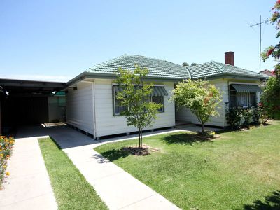 21 Hinchley Street, Wangaratta