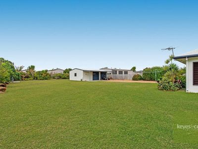 19 Gundabluey Crescent, Mount Low