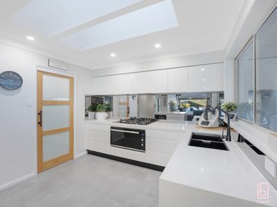 8 Peppercorn Avenue, Woongarrah