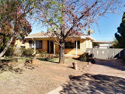 9 Chelmsford Street, Dubbo