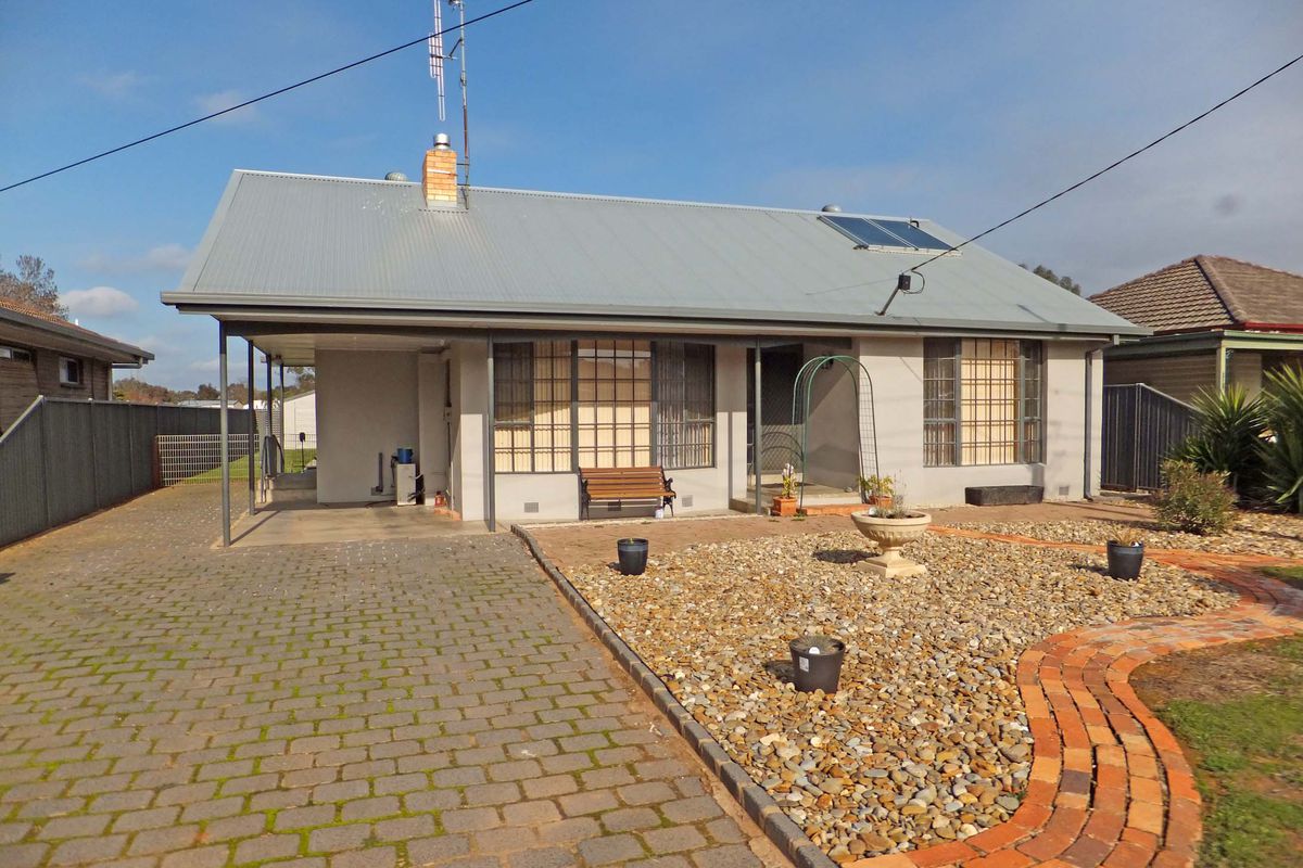 12 Blamey Road, Stanhope