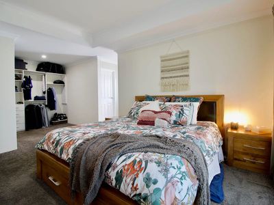 2 Whinhill Loop , Baldivis