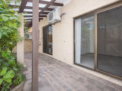 5 Lakeside Road, Churchlands