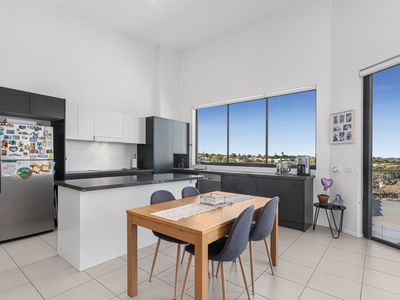 615/8 Deshon Street, Woolloongabba