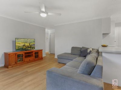 9 Tandara Close, Blue Haven