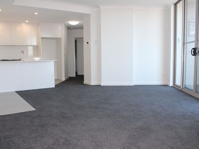 305 / 1  The Crescent, Yagoona