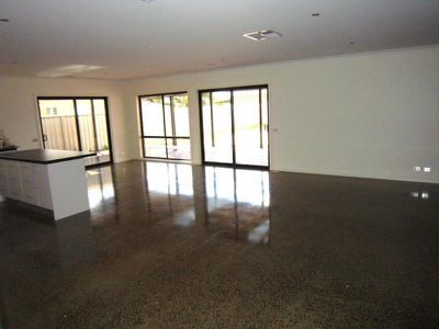 12 Market Garden Circuit, Epsom