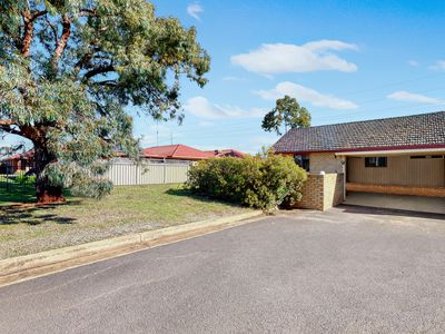1 / 10 Sturt Circle, Dubbo