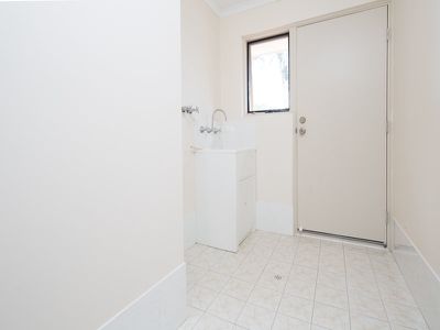 11 Gray Avenue, Northfield