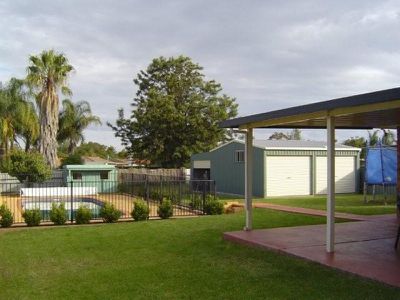 40 Meadowbank Drive, Dubbo