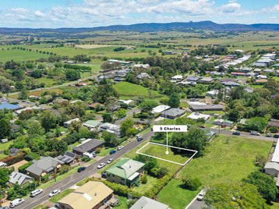 5 Charles Street, Milton