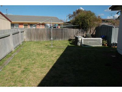 26 Lakeside Drive, Eden