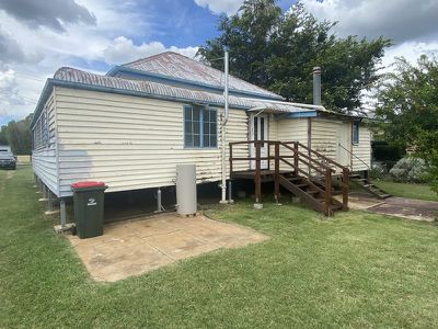 25 James Street, Kingaroy