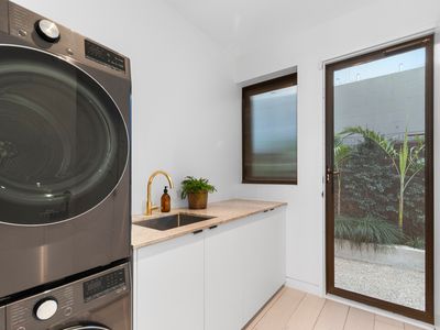 1 Balmoral Drive, Castle Hill
