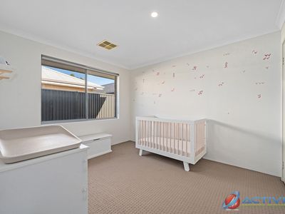 64 Serenity Street, Wellard