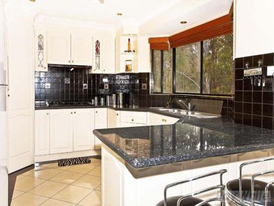 12 Thorpe Place, Abbotsbury