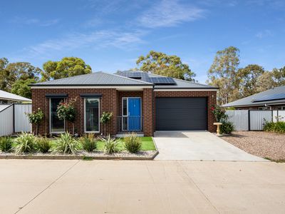 2 / 21 Scullys Lane, Heathcote