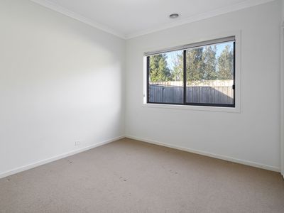 33 Higgins Street, Fraser Rise