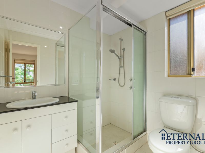 6A Moseley Hill, Kardinya