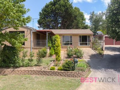 7 Stanfield Close, Blayney