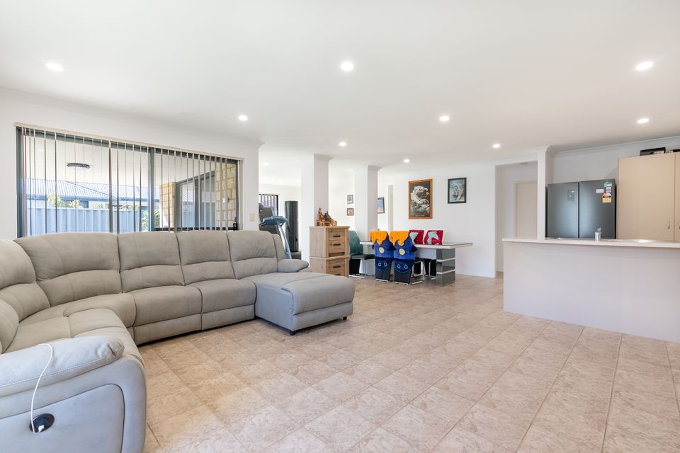 100 Rae Road, Shoalwater