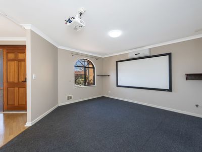 9 Cote D'Azur Gardens, Port Kennedy