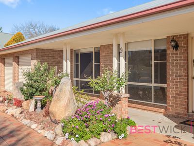 9 Country Way, Abercrombie