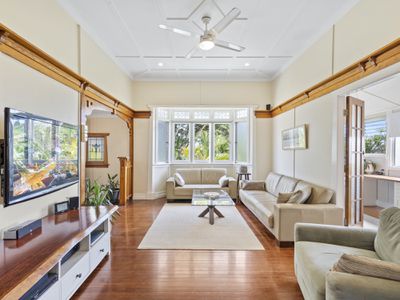 4 Caldwell St, Manly West