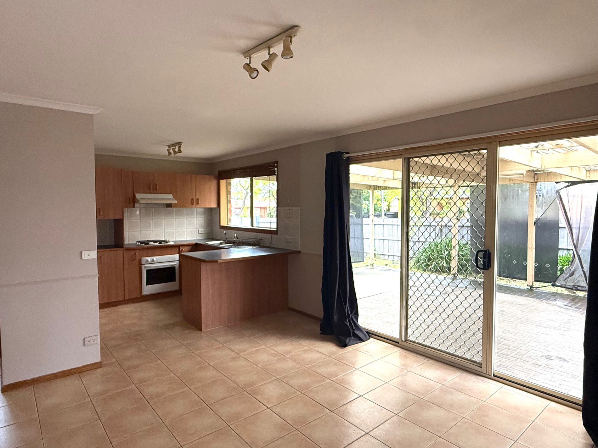 17 Banyalla Drive, Cranbourne West