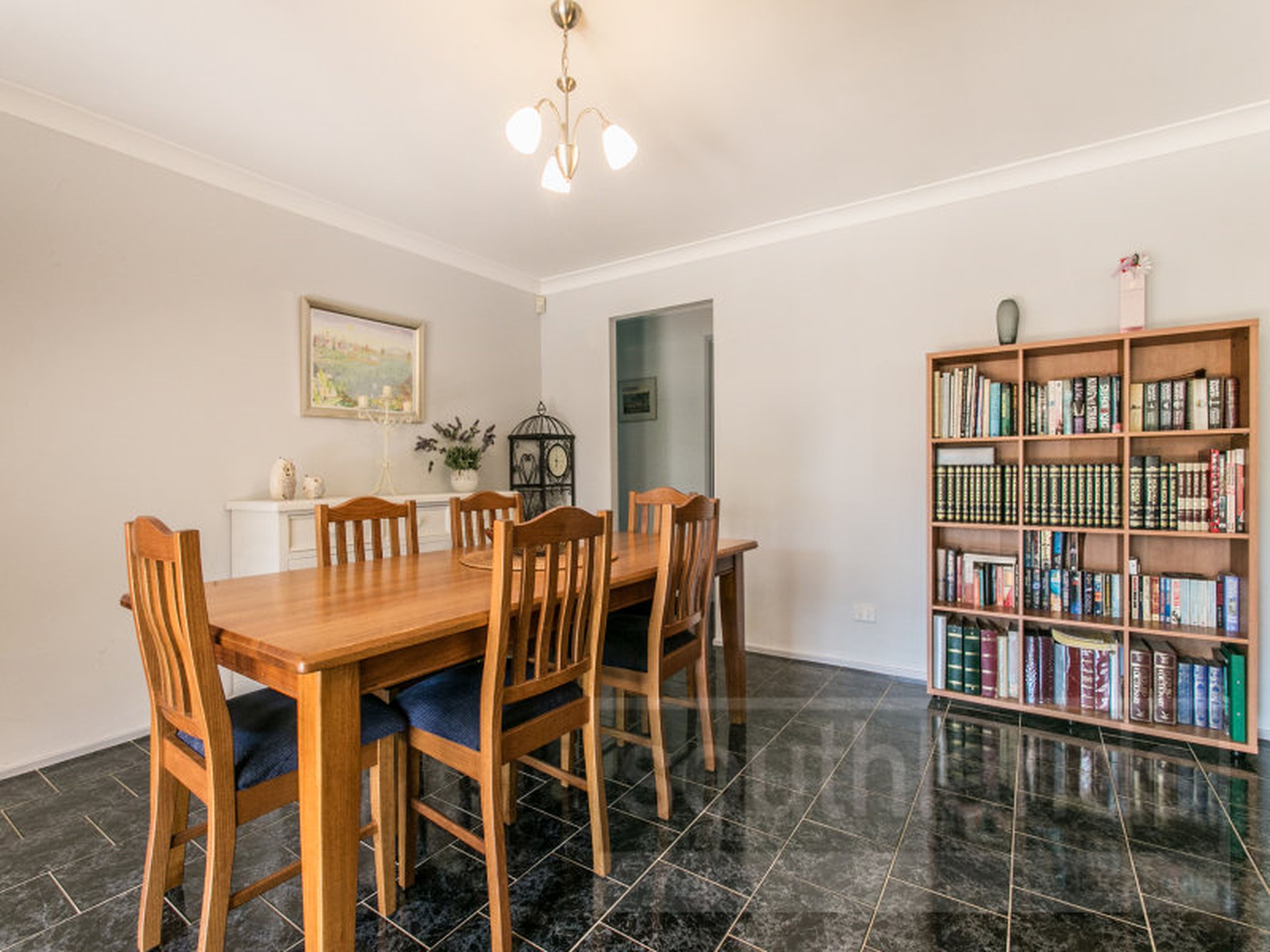 18 Sunbird Terrace, GLENMORE PARK